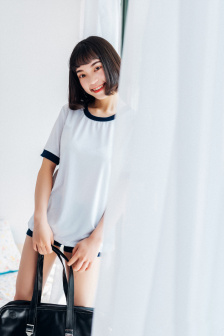 爱情公寓海报